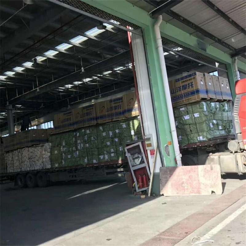 玛沁县隆子县：物流专线的高效货运之旅